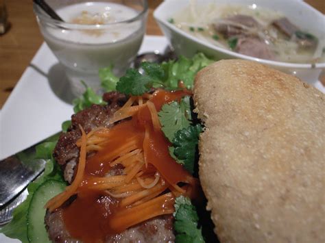 vietnamese hamburger meile